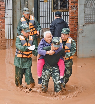 生命至上众志成城——就河南郑州等地灾情各地各部门迅速组织力量防汛救灾
